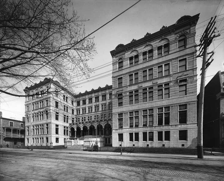 Université Laval à Montréal - 1903