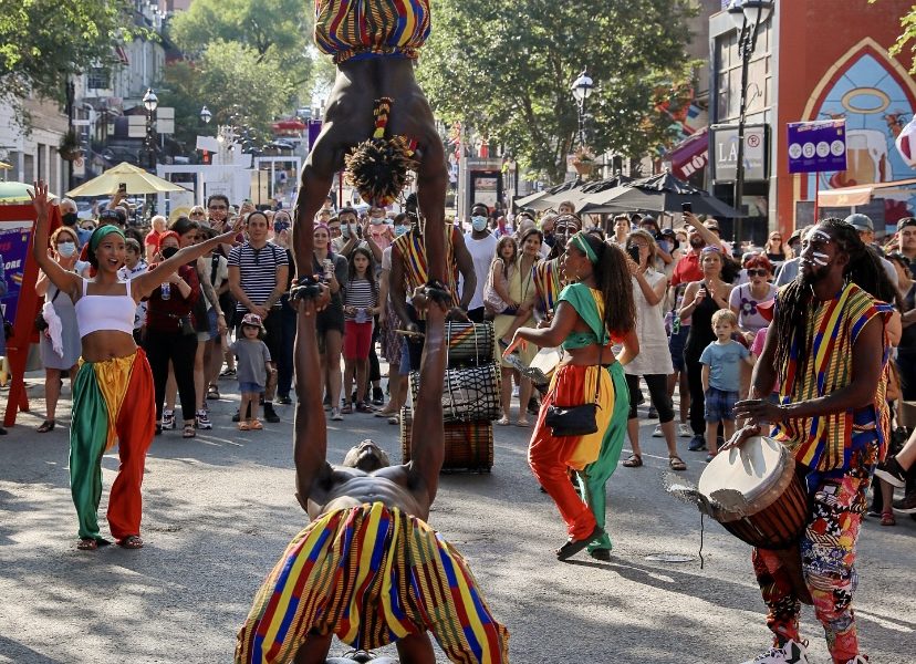 Montreal completement cirque and its 3GIANTS, a 13th edition on Saint-Denis